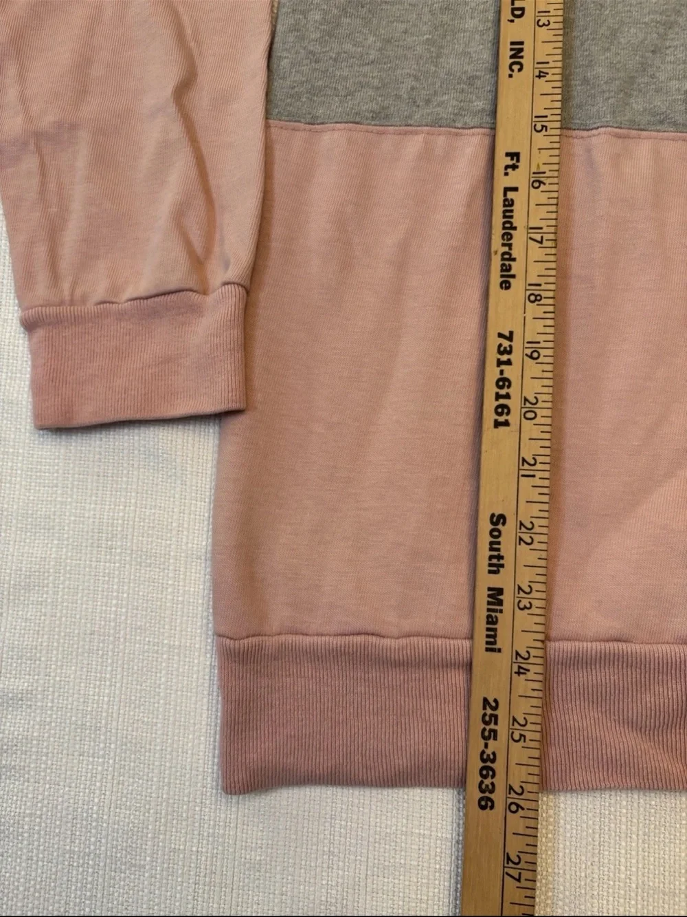 Vintage 90’s J.Crew Sweatshirt Women’s Medium Pink Gray Cotton Crewneck USA